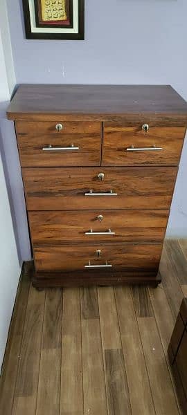 drawers in good condition 5