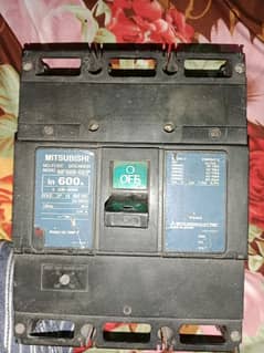 3 pol man Braker Mitsubishi 600 Amp