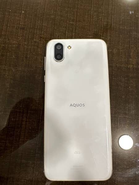 sharp Aquos R2 non pta White 8/10 3