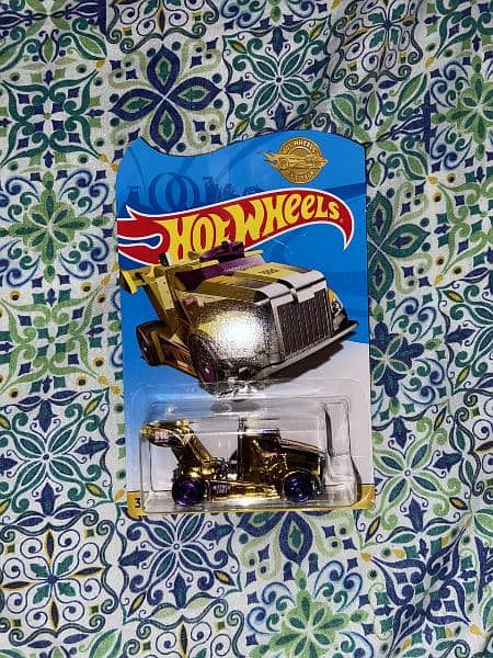 hotwheels very rare old cards 3500 each 4