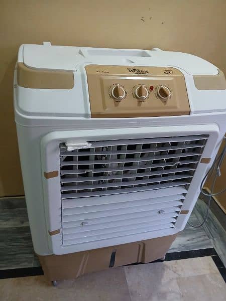 Room air cooler 1