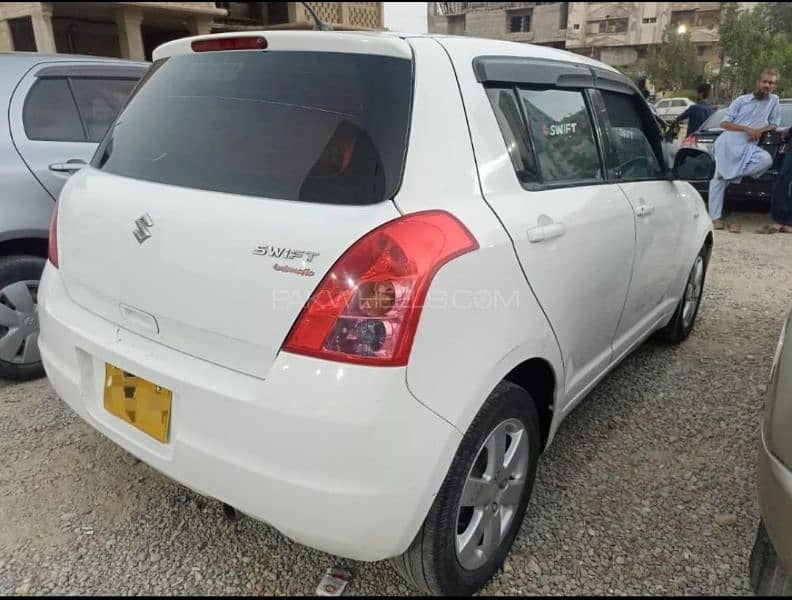 Suzuki Swift 2013 3