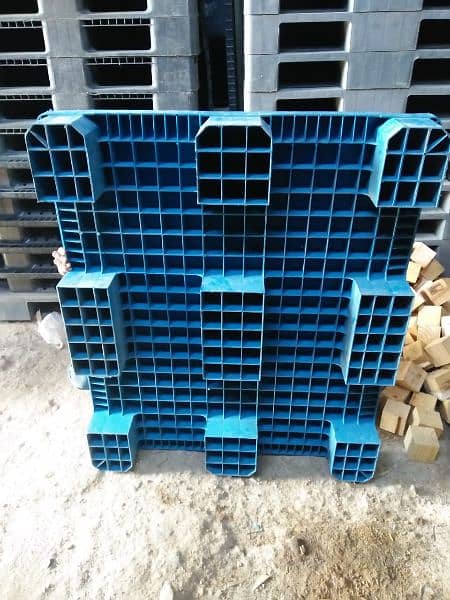 plastic pallet 9