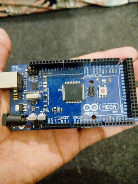 Arduino mega  ATmega 2560 R3 1