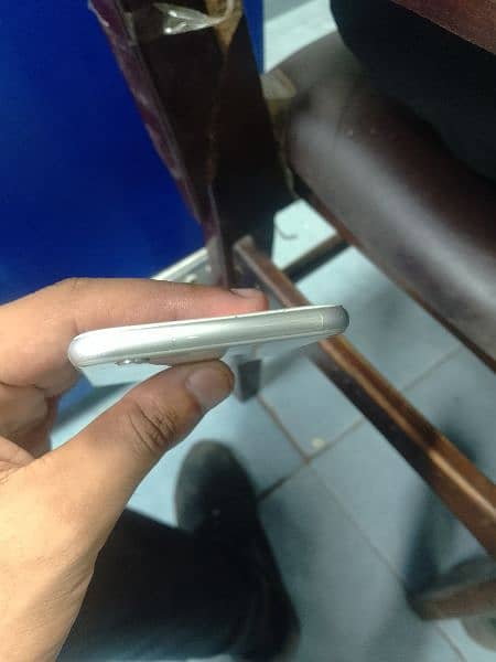 i phone 6s 16Gb Pta approved betry chnge finger not working 4