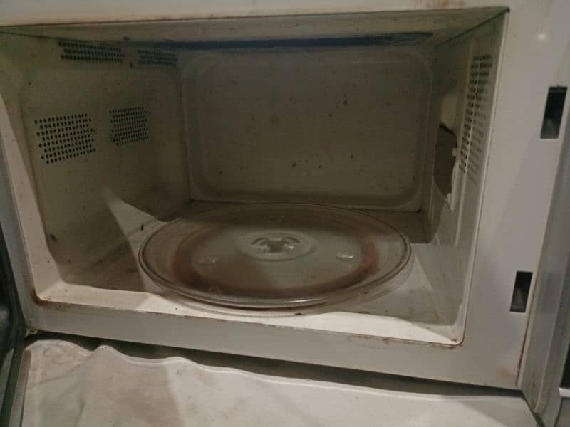 Dawlance Microwave Model #DW-381 1