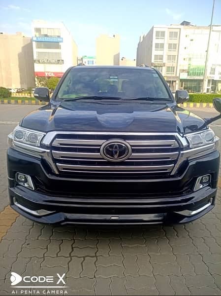 Toyota Land Cruiser 2015 1