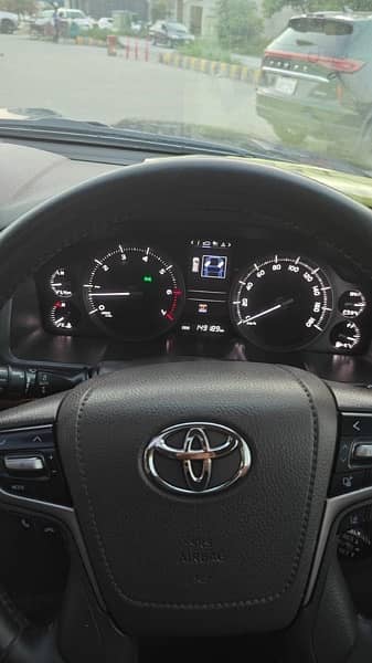 Toyota Land Cruiser 2015 7