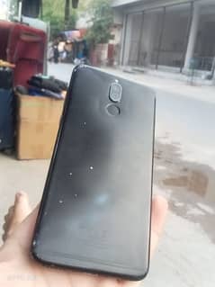 Huawei mate 10 4/64 glass halka sa crack hy