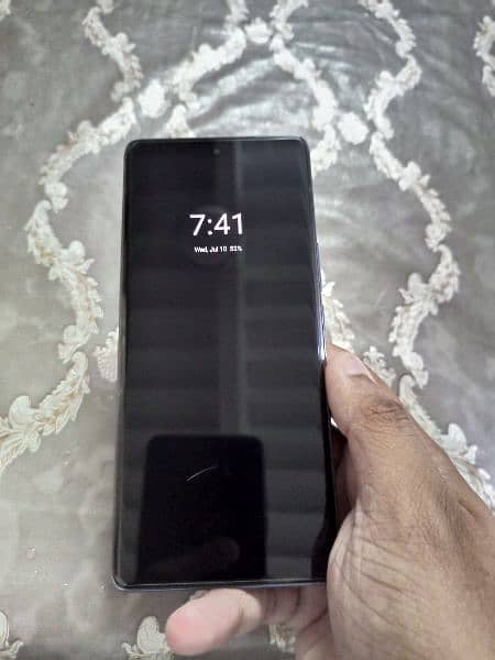 Vivo V29 for sale brand new condition. 0