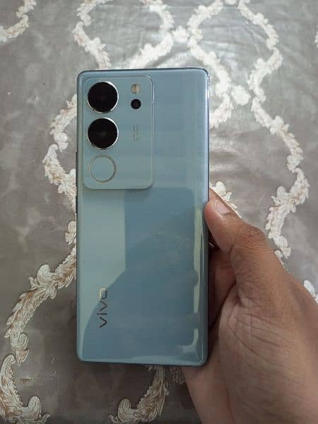 Vivo V29 for sale brand new condition. 1