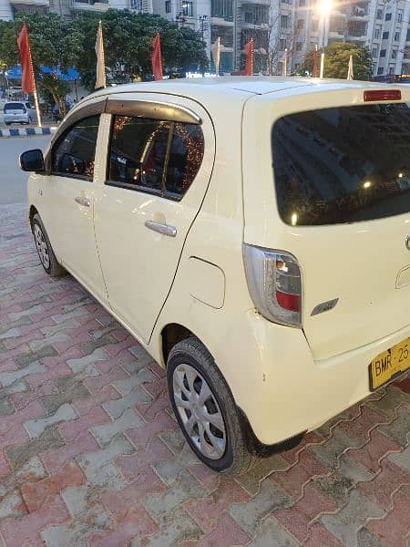 Daihatsu Mira 2014 6