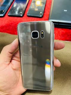 s7 edge 4/32 GB