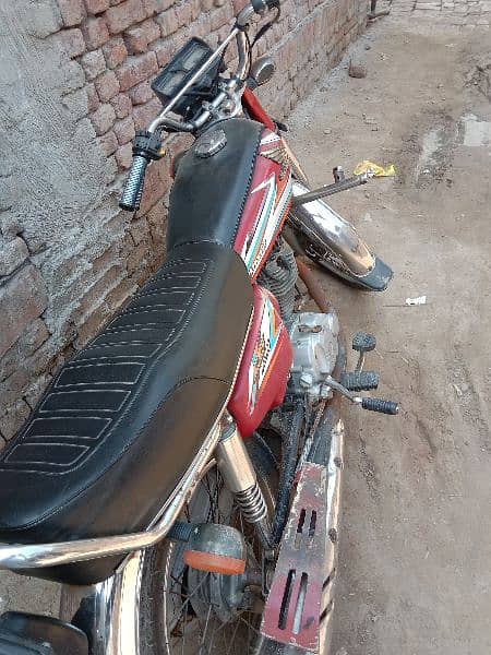 Honda 125CG 5