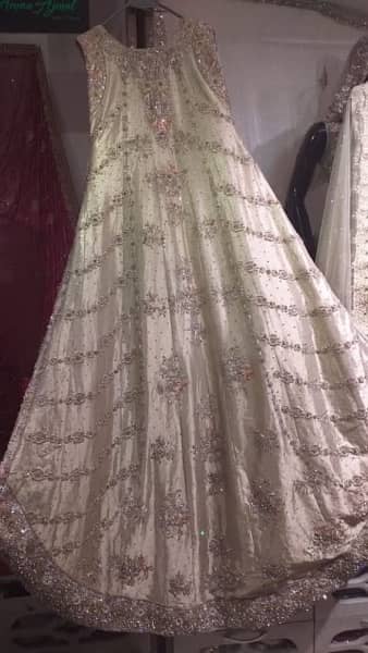 full heavy walima dress from pakeeza vogue sialkot 4