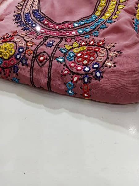 stuff chiffon 2pcs suit blochi style embroided wrok 1