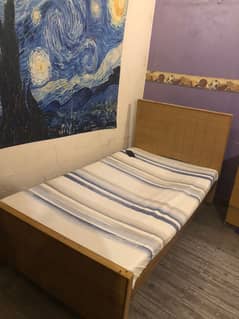 Single Bed Wooden for sale!