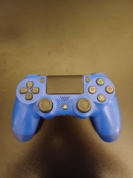 Original PS4 controller 0