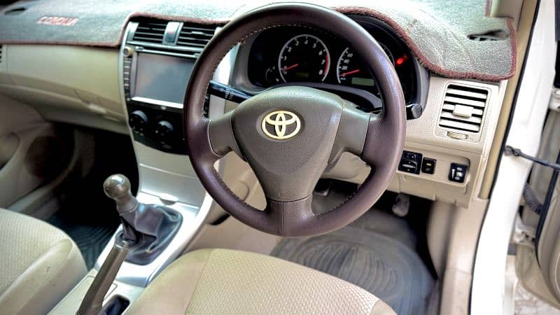 Toyota Corolla XLI 2011 8