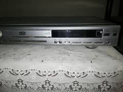 Sony VCD-828 VIDEO PLAYER