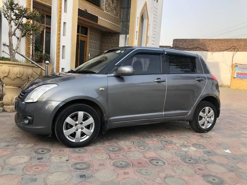 Suzuki Swift 2012 11