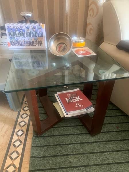 Center table with 2 side tables 0