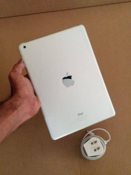 Apple iPAD Air  2 0