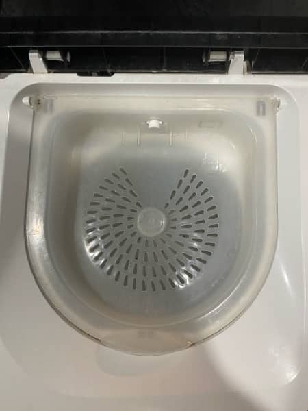 Dawlance Washing Machine 12kg Washer And Dryer 7