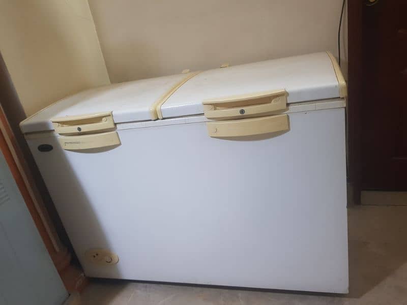 D freezer for sale 9