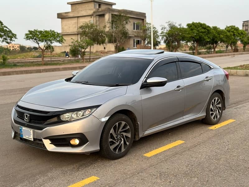 Honda Civic Oriel 2018 red meter 3