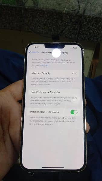 I phone 13 pro max memory 256 gb bettery health 87 4