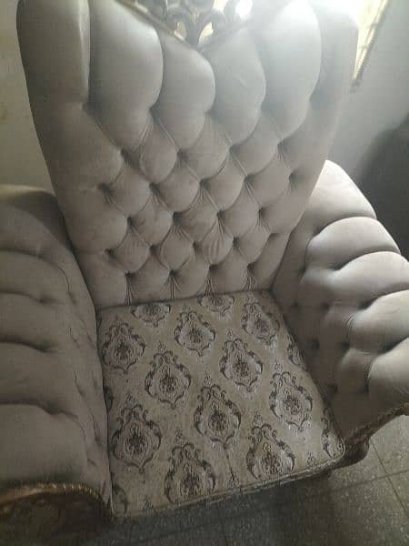 5 seater sofa set just like new 5