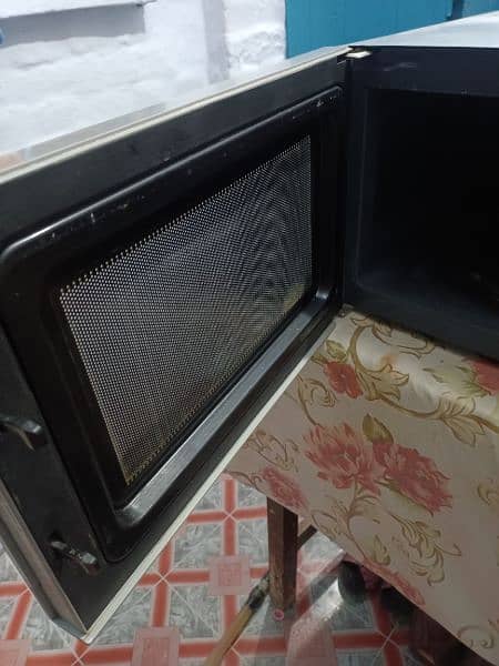 PEL microwave/grill oven 7