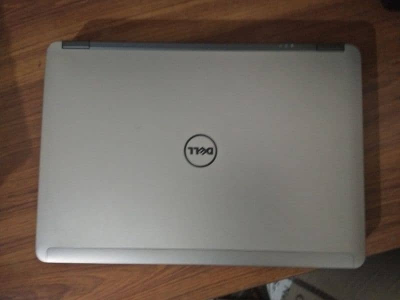 Dell laptop for sale. 2