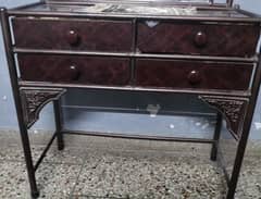 sale bed and derasing table