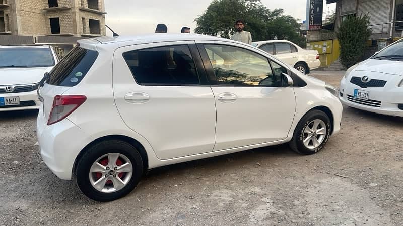 Toyota Vitz 2013 3