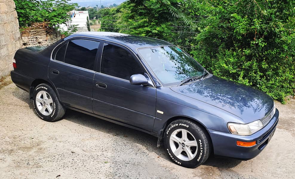 Toyota Corolla LX Limited 1993 11