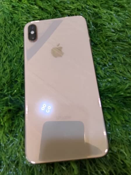 iPhone Xs max 3