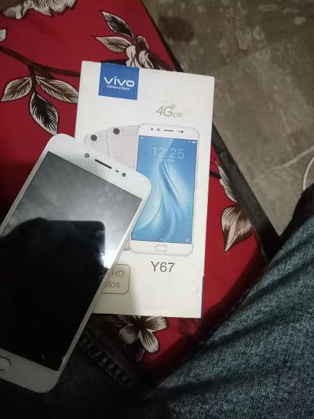 vivo y 67 fresh condition minor mirror damage working conditio 1