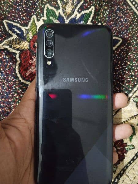 Samsung A30s 0