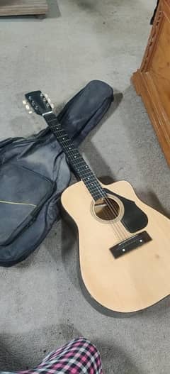 guiter for sale like brand new