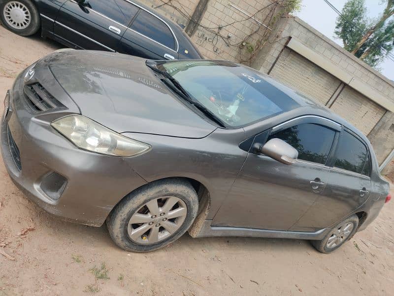 Toyota Corolla Altis 2010 3