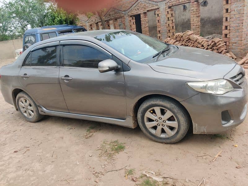 Toyota Corolla Altis 2010 4