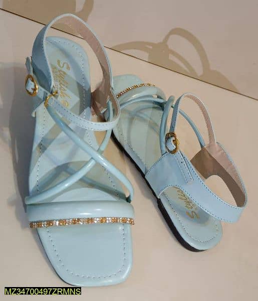 womens sandals / Delivery available 1