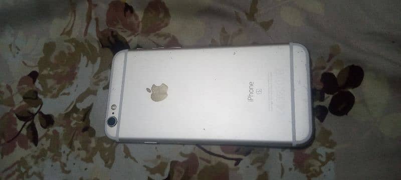 iPhone 6s non PTA look like new no box 1
