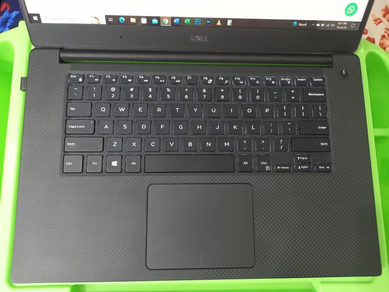 Dell Precision 5520 Core i7 6th Gen 5