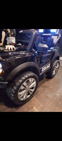 Black jeep Baby electrical car . 6