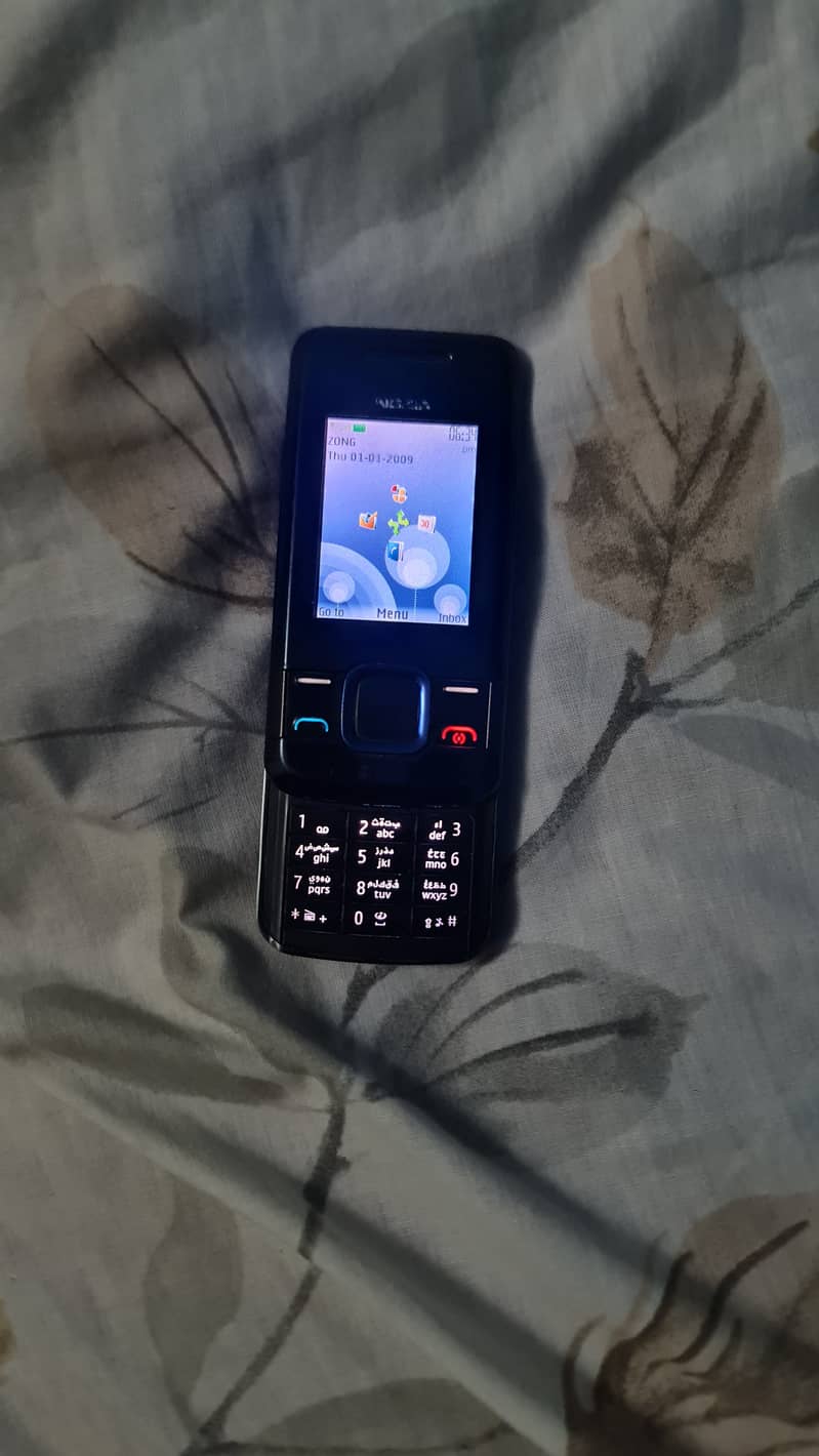 Nokia 7100 slide 0