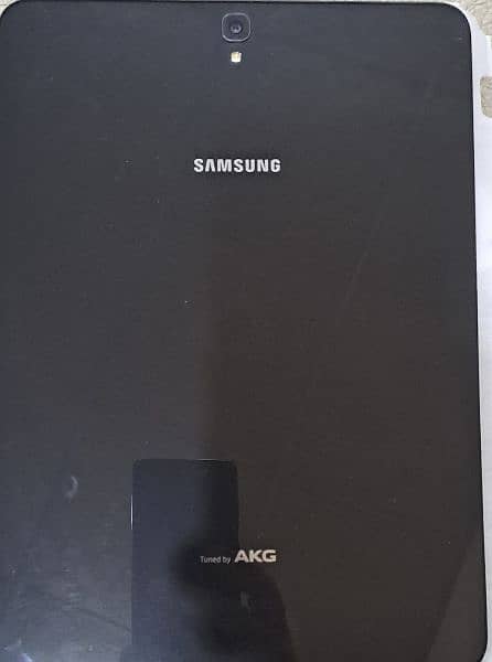 Samsung: Galaxy Tab S3 SM-T825 3