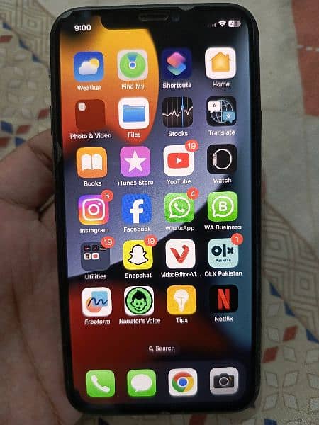 Iphone 11 pro Non PTA 4 month sim time 6